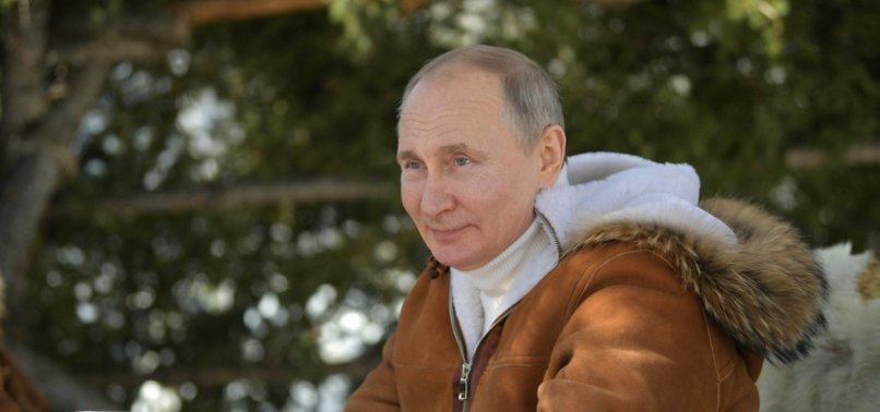 RUSSIA REGRETS US REFUSAL TO HOLD PRESIDENTIAL DEBATE