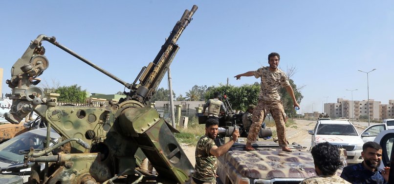 FIGHTING KILLS 220 IN LIBYAN CAPITAL: WHO