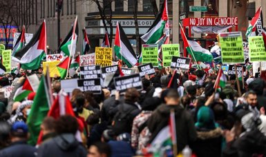 Islamophobic Fox News labels pro-Gaza protesters as terrorists for chanting 