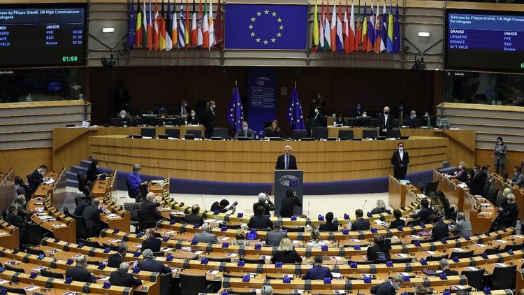 Avrupa Parlamentosunda alkolün zararlarına karşı mücadelede Türkiye örneği anlatıldı