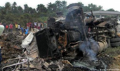 Petrol tanker blast in Nigeria kills 6