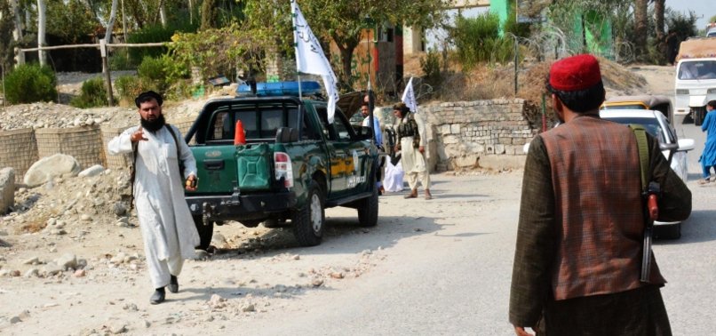 ROADSIDE BOMB HITS TALIBAN CAR, AT LEAST 1 HURT