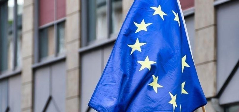EU ISSUES INVITATIONS FOR NEW WIDER EUROPEAN POLITICAL COMMUNITY