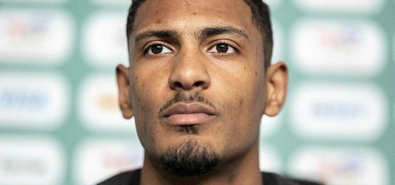 Dortmunds Haller back in training after cancer battle