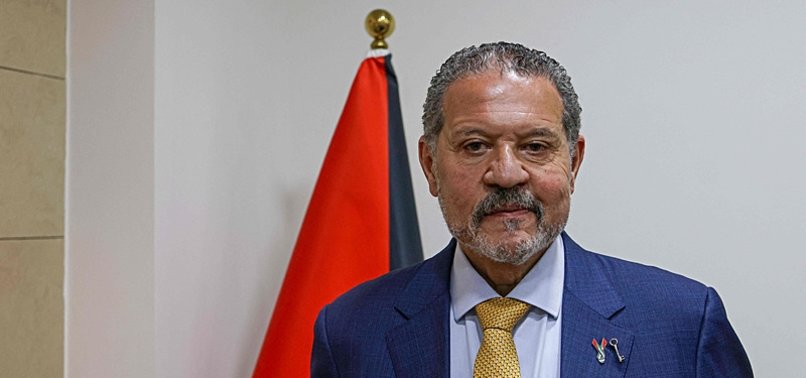 HAMAS CONGRATULATES FATAH, URGES BROAD PALESTINIAN DIALOGUE