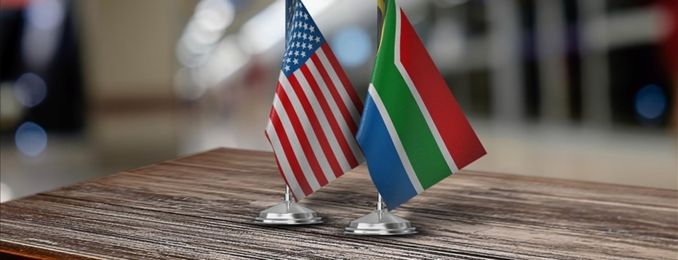 Güney Afrika, Trump’ın beyaz çiftçilere soykırım iddiasını egemenliğine tehdit sayıyor