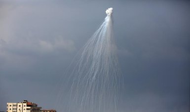 Israel's use of white phosphorus bombs in attacks on Gaza raises serious concerns