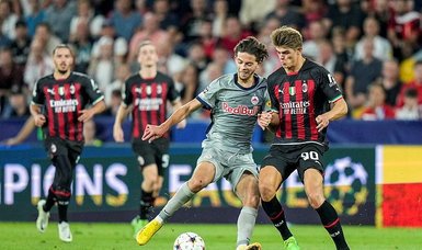 Milan held to to 1-1 draw at Salzburg in Champions League opener