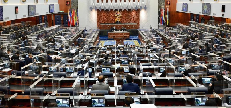 MALAYSIAN MPS VOTE TO AXE MANDATORY DEATH PENALTY