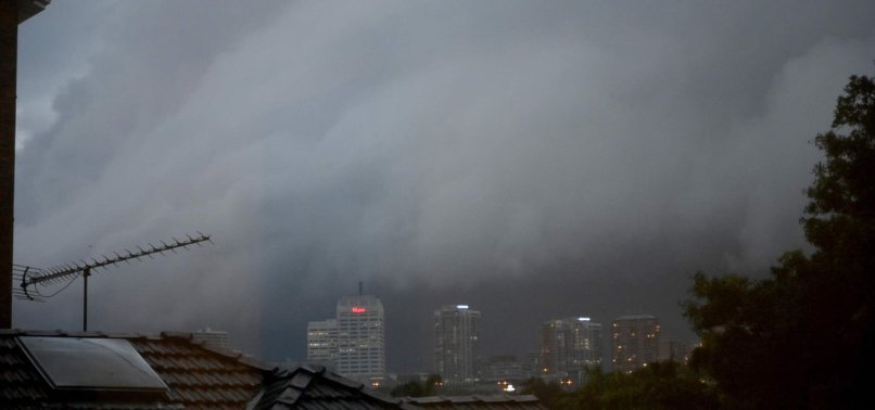 THOUSANDS WITHOUT POWER AS STORM LASHES SYDNEY