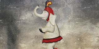 Beyaz yakalı babalar yetim çocuklar