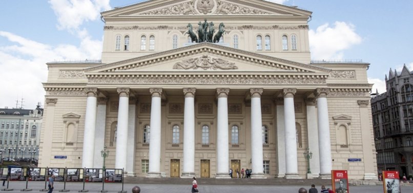 ACTOR DIES IN ACCIDENT AT BOLSHOI THEATER