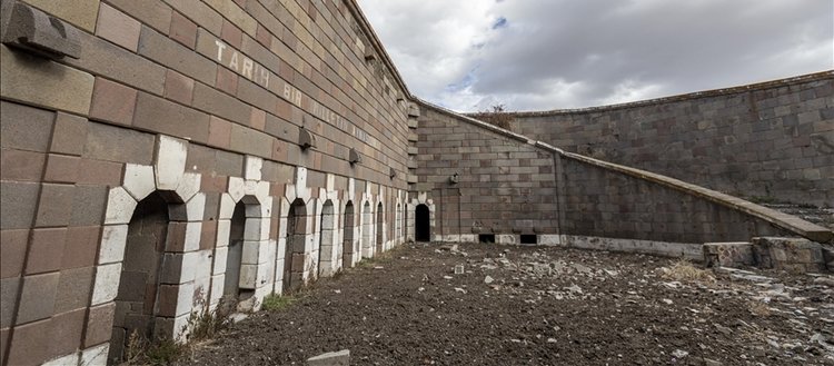 Erzurum’daki Osmanlı yadigarı Şahap Paşa Tabyası turizme kazandırılmayı bekliyor