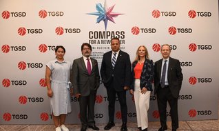 Tekstilde kaybediyoruz...