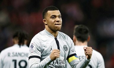 Mbappe scores last-minute winner as Paris Saint-Germain beat Brest 2-1