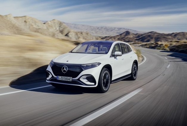 MERCEDES-BENZ EQS SUV TANITILDI