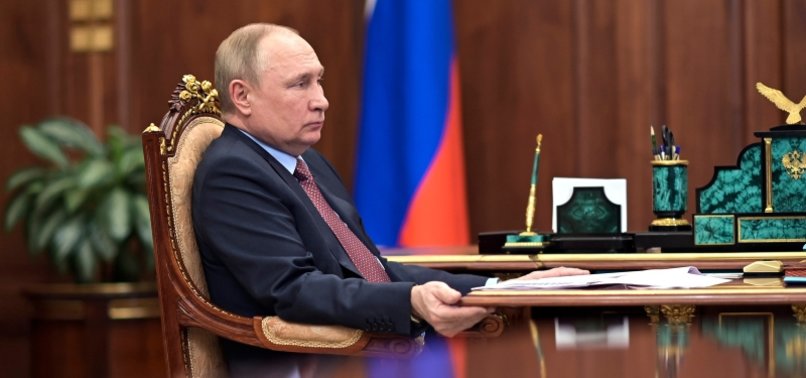 PUTIN DISCUSSES UKRAINE MILITARY OPERATION, PEACE TALKS WITH SECURITY COUNCIL