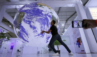 COP27 draft climate deal published but gaps remain