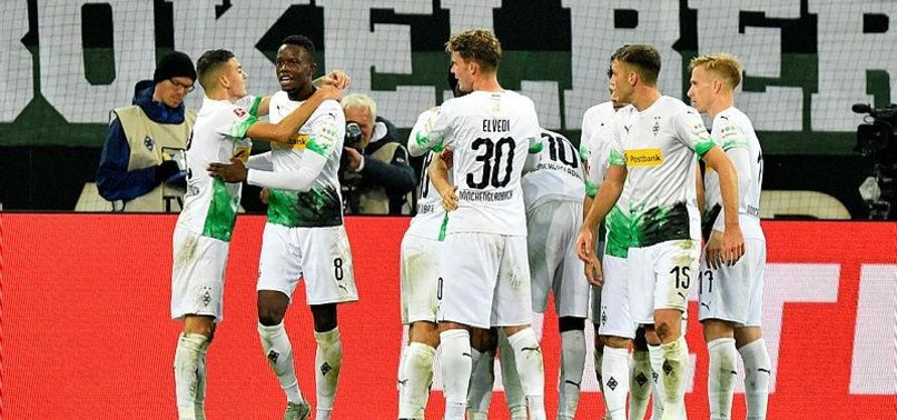 Gladbach Reclaim Bundesliga Lead From Bayern After Deserved Eintracht Win Anews