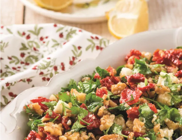 Peynirli Cevizli Salata