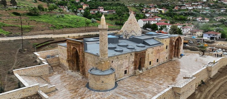 Divriği Ulu Camii ve Darüşşifası’nda restorasyon tamamlandı