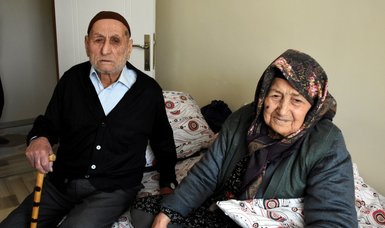 Elderly Turkish couple beats COVID-19 disease after receiving treatment