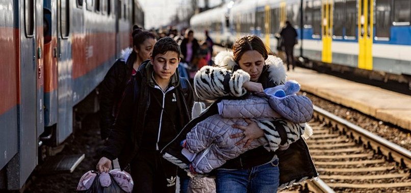 MORE THAN 325,000 REFUGEES FROM UKRAINE STILL IN CZECH REPUBLIC