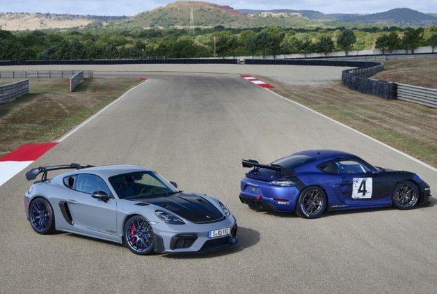 YENİ PORSCHE 718 CAYMAN GT4 RS SAHNEYE ÇIKTI