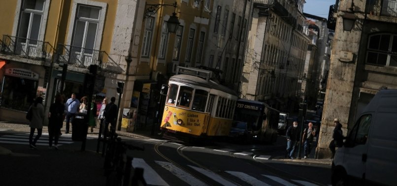 LISBON TO OFFER FREE PUBLIC TRANSPORT FOR YOUNG AND ELDERLY