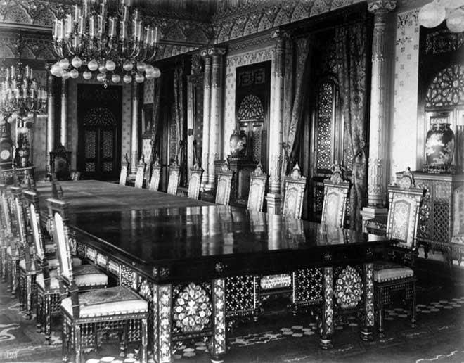 MARANGOZLUKTA MAHİRDİ