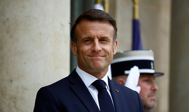 Macron in last-ditch bid to halt EU vote battering