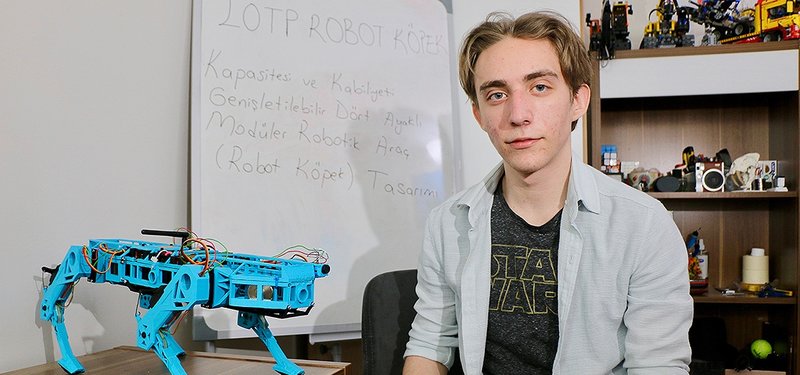 Turkish high school student develops modular robot dog