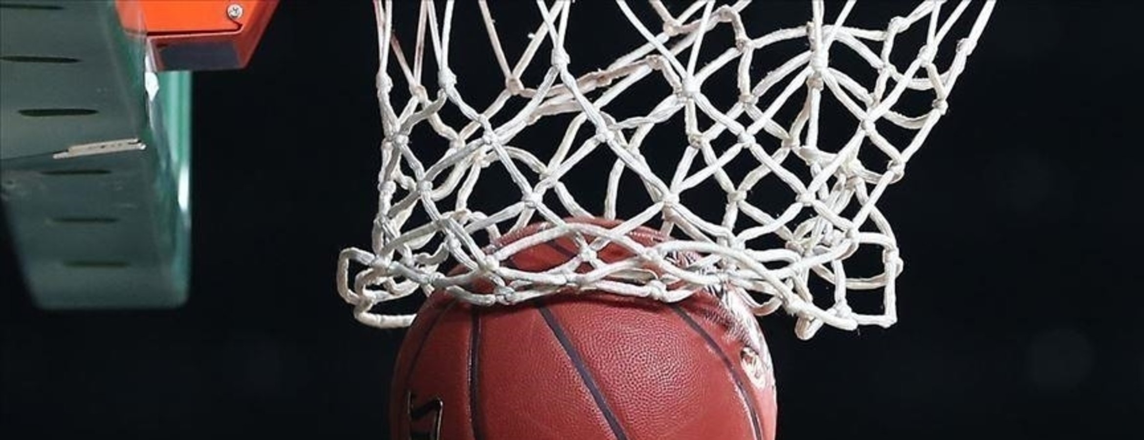 İtalya’da gençler basketbol maçında siyahi bir oyuncuya ırkçı hakaret