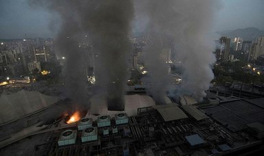 At least 10 dead in Mumbai hospital fire