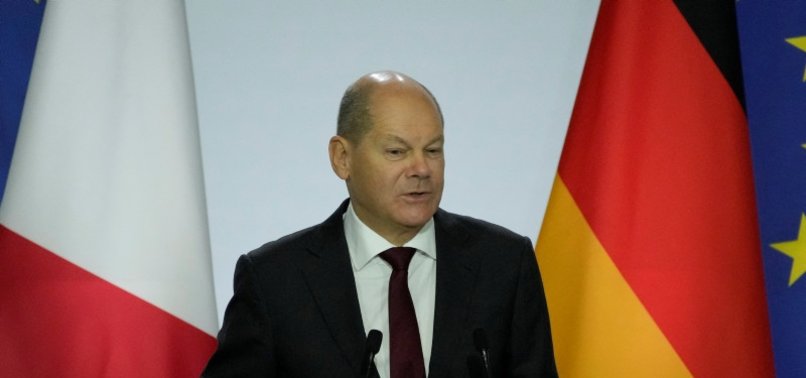 FRANCE AND GERMANY TO BACK UKRAINE AS LONG AS NECESSARY: SCHOLZ