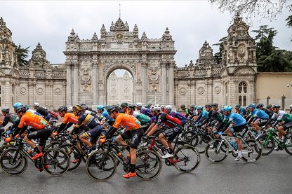 Türk bisikletçiler, İspanya yolunda Sakarya’da kampa girecek
