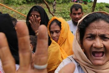 ABD Arakan için üç maymunu oynadı