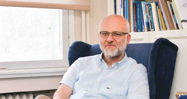 İnsan Hızlanarak Kendi Ölümünden Kaçıyor